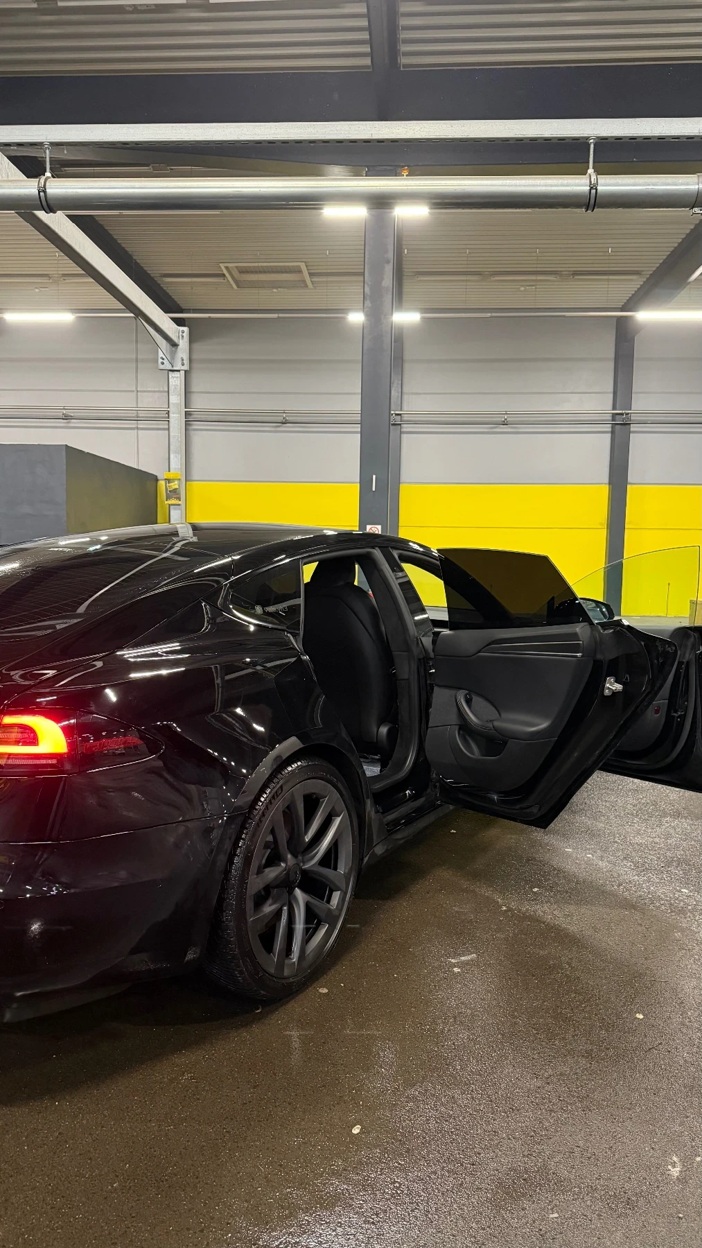 Tesla Model S PLAID | Mobile.bg � ����������� 10