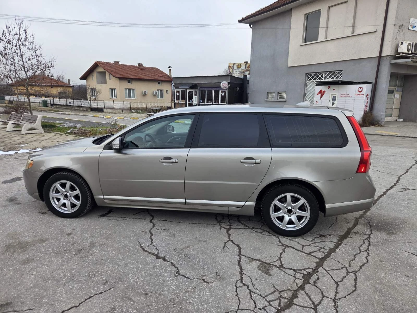 Volvo V70 2, 0d* обслужена*  - изображение 4