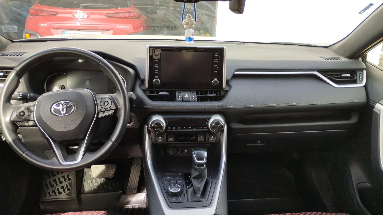 Toyota Rav4 2.0i 175 k.c. Automatic 2020г. ГАЗ, снимка 9 - Автомобили и джипове - 53733455