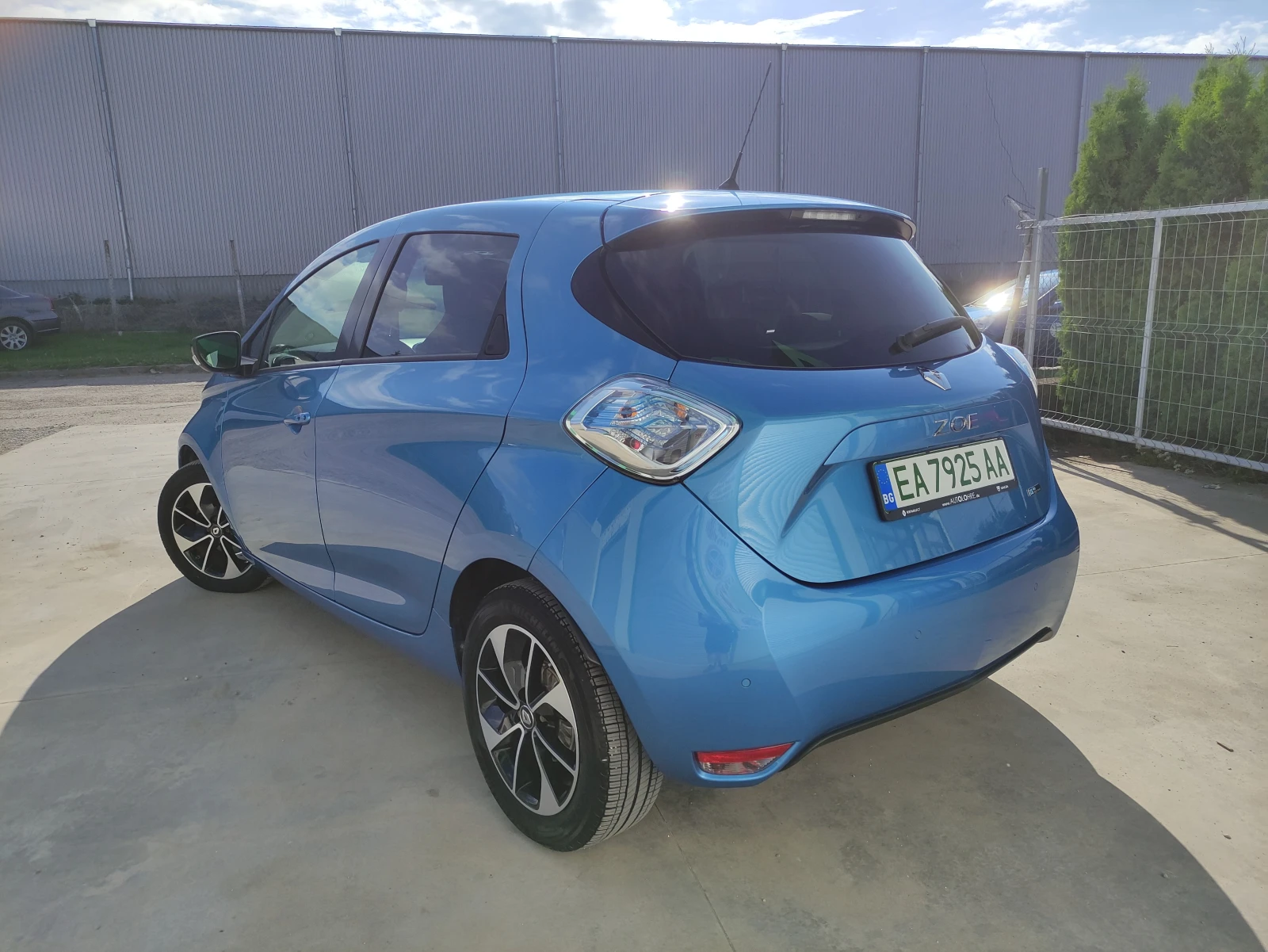 Renault Zoe, снимка 5 - Автомобили и джипове - 53953357