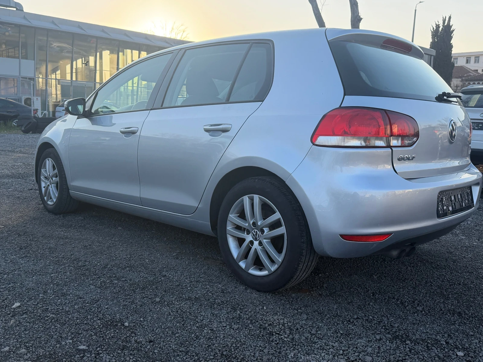 VW Golf 1.4i higline automat, снимка 6 - Автомобили и джипове - 53976048