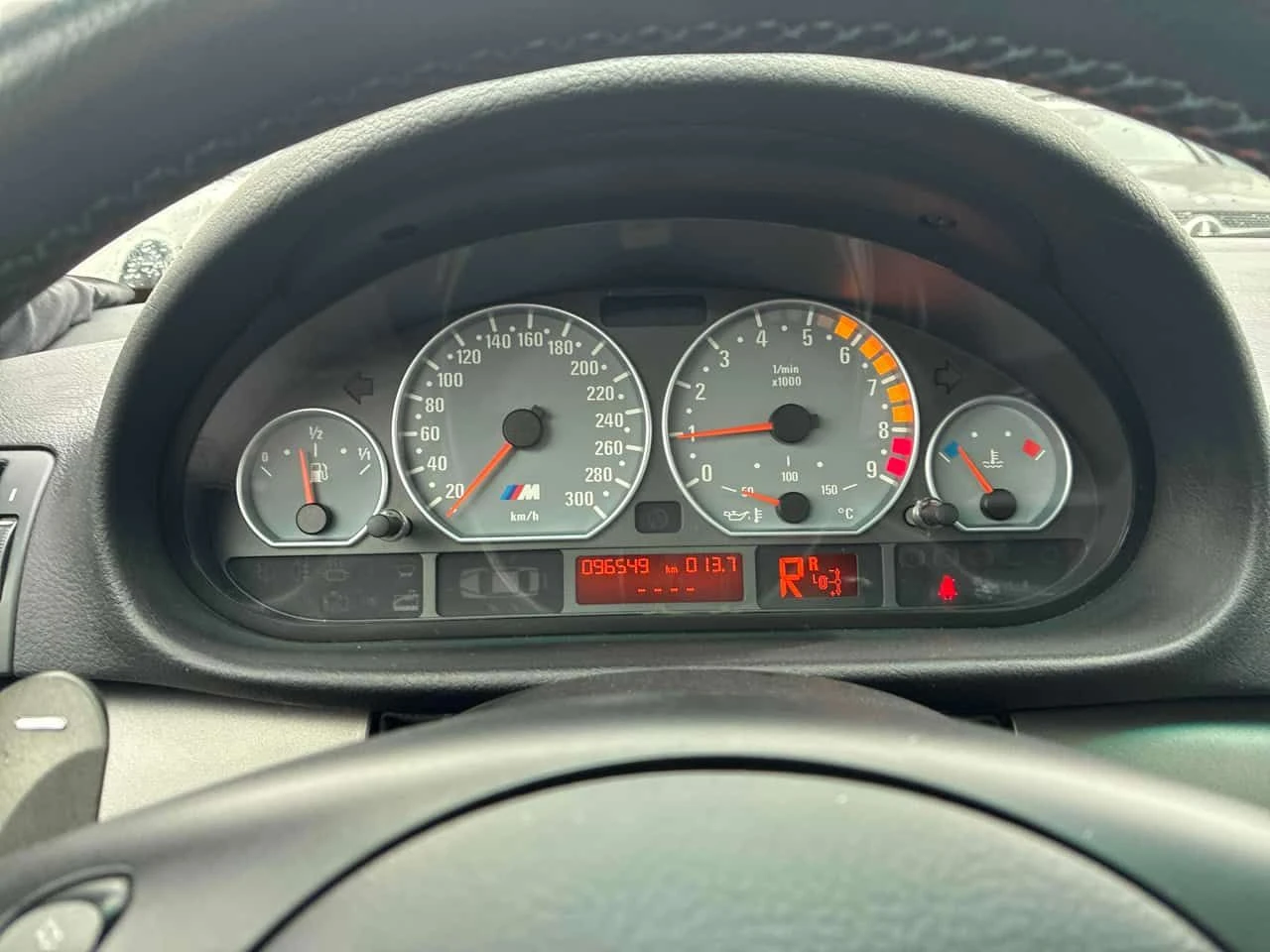 BMW M3 * SMG * CARFAX * 2 КЛЮЧА * ПОДГРЕВ * КЛИП НА МОТОР, снимка 8 - Автомобили и джипове - 54198722