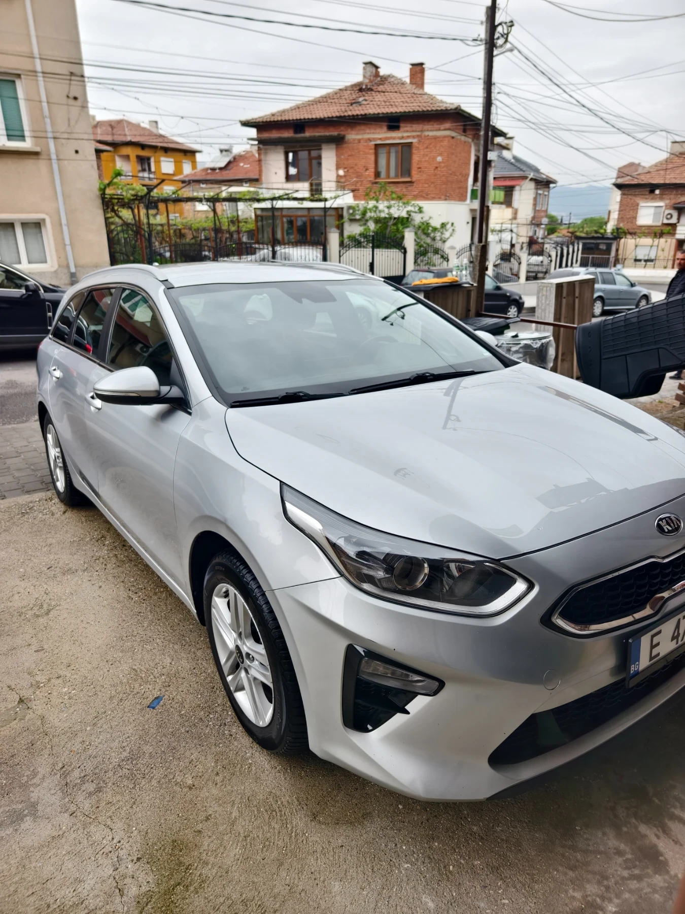 Kia Ceed, снимка 5 - Автомобили и джипове - 54207926