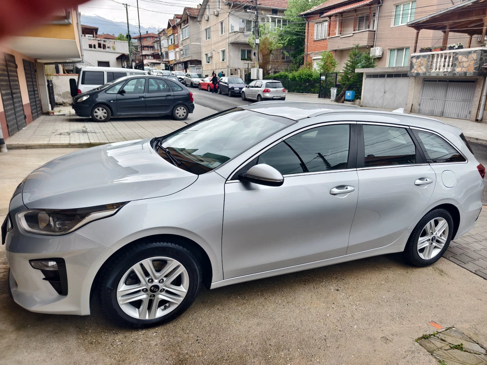 Kia Ceed, снимка 6 - Автомобили и джипове - 54207926
