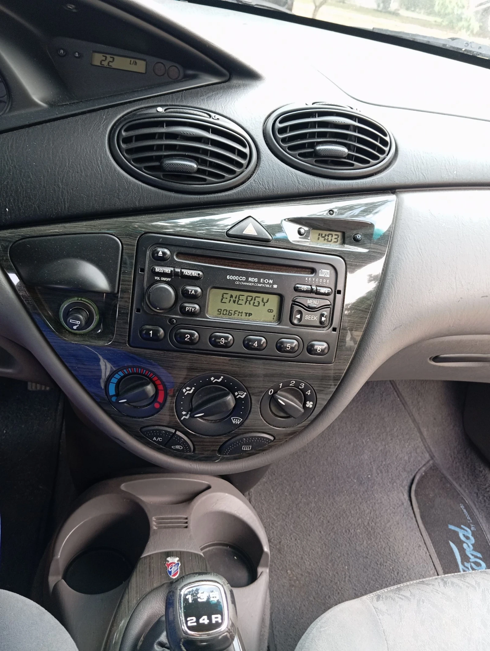 Ford Focus Мк1, снимка 6 - Автомобили и джипове - 54290223