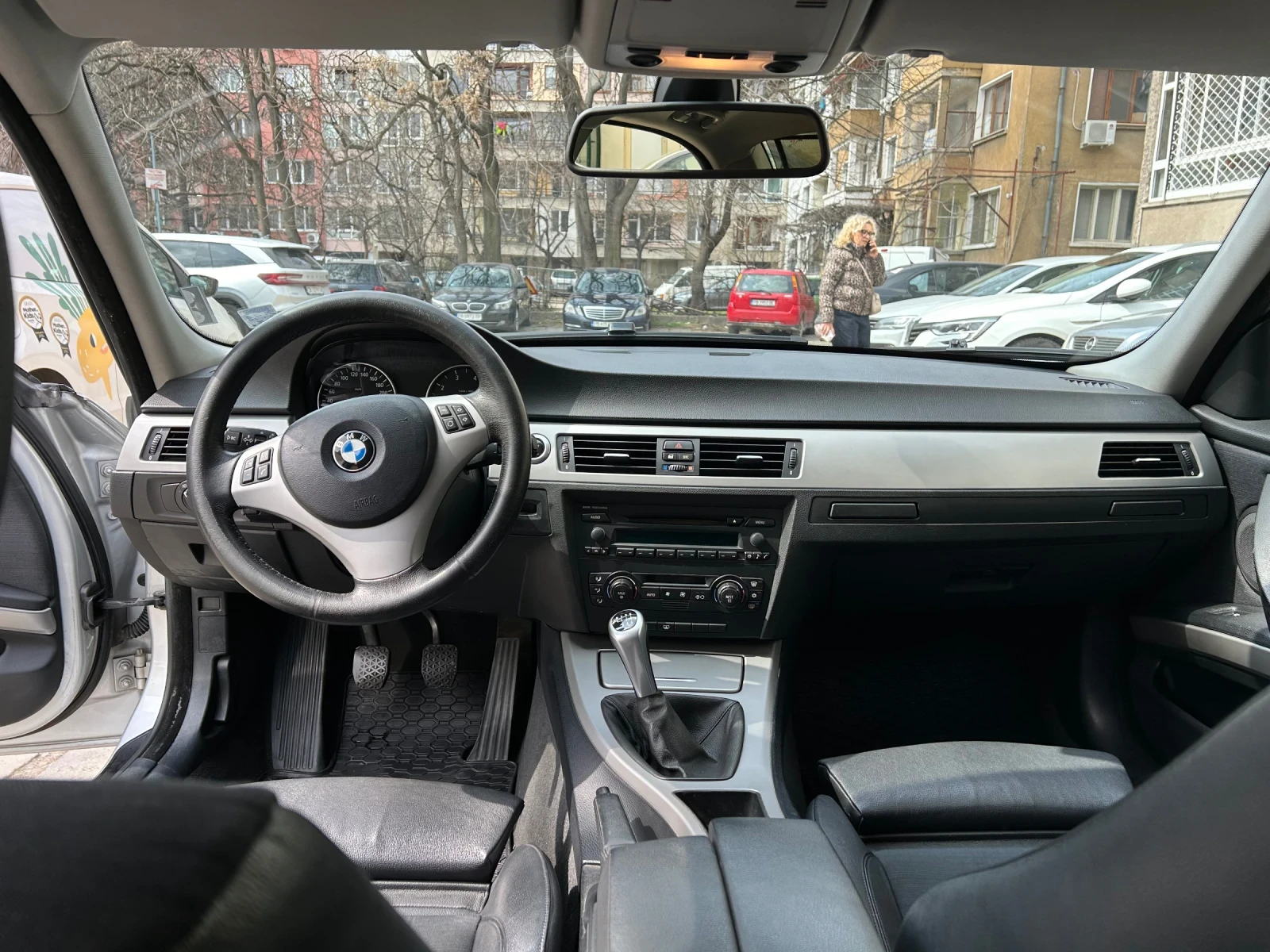 BMW 320, снимка 8 - Автомобили и джипове - 54629321