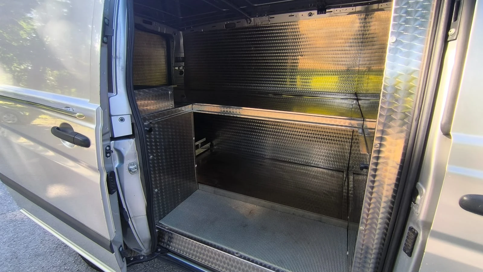 Mercedes-Benz 115 Vito, снимка 5 - Автомобили и джипове - 54715835