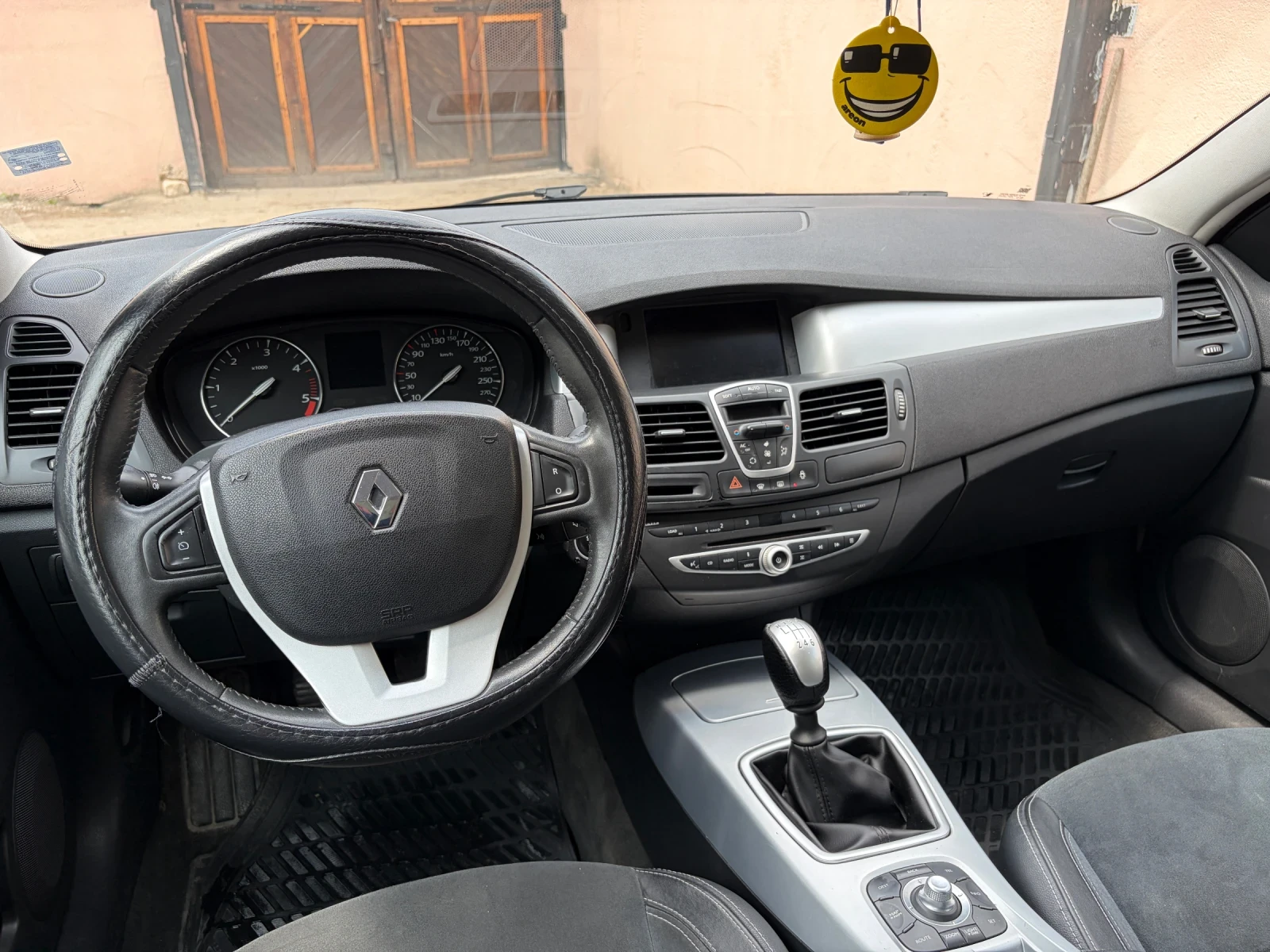 Renault Laguna Renault Laguna III 2.0 DCI 150к.с, снимка 8 - Автомобили и джипове - 54800197