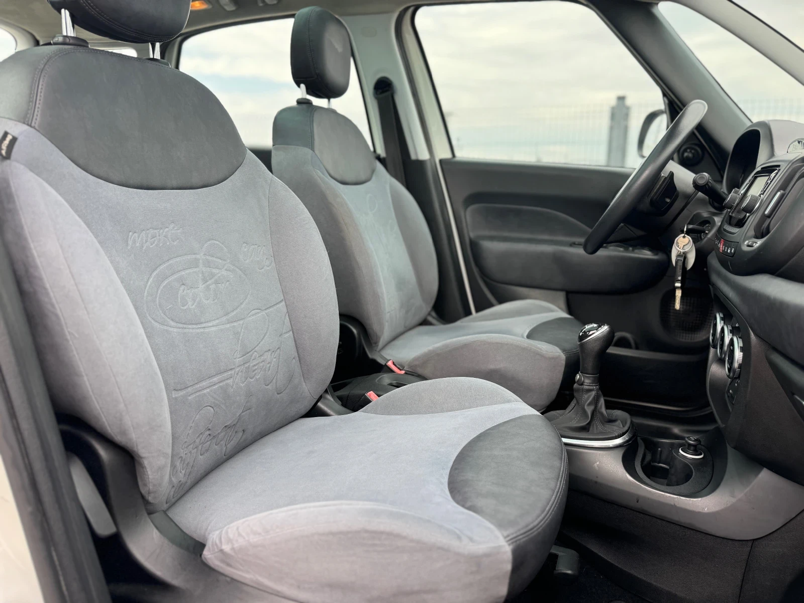 Fiat 500L 1.3M-JET automatic , снимка 14 - Автомобили и джипове - 54836810