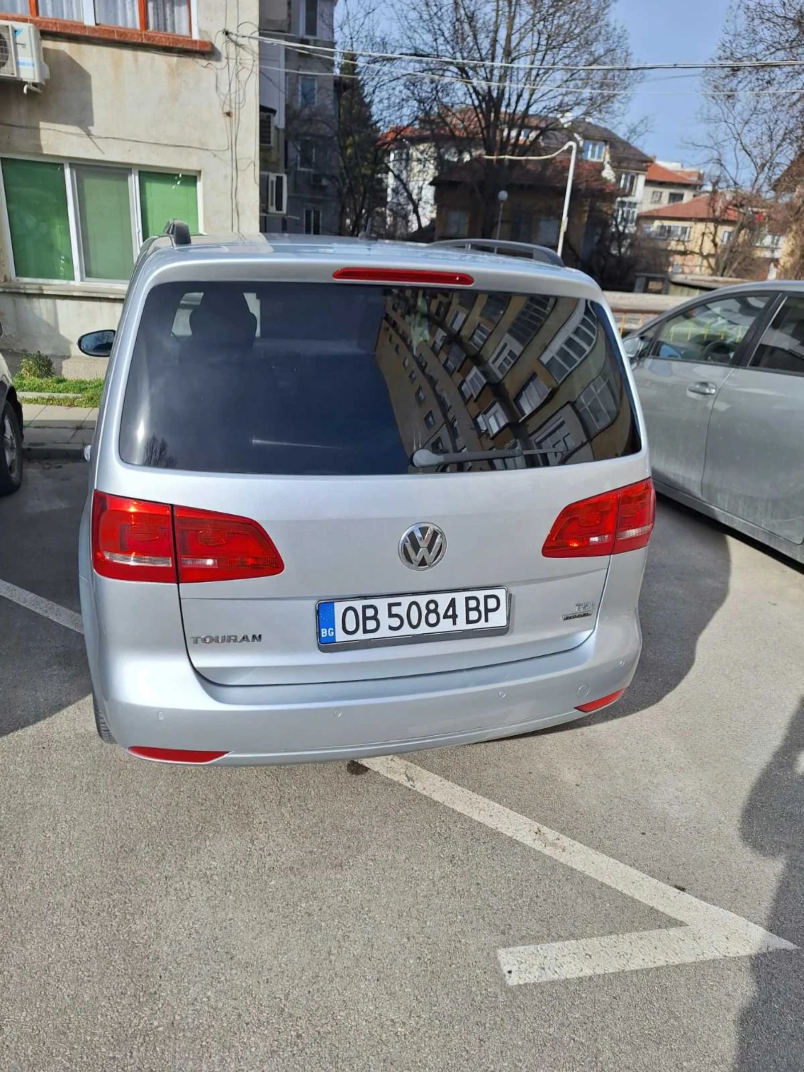 VW Touran 1.4 бензин/метан, снимка 3 - Автомобили и джипове - 54937334