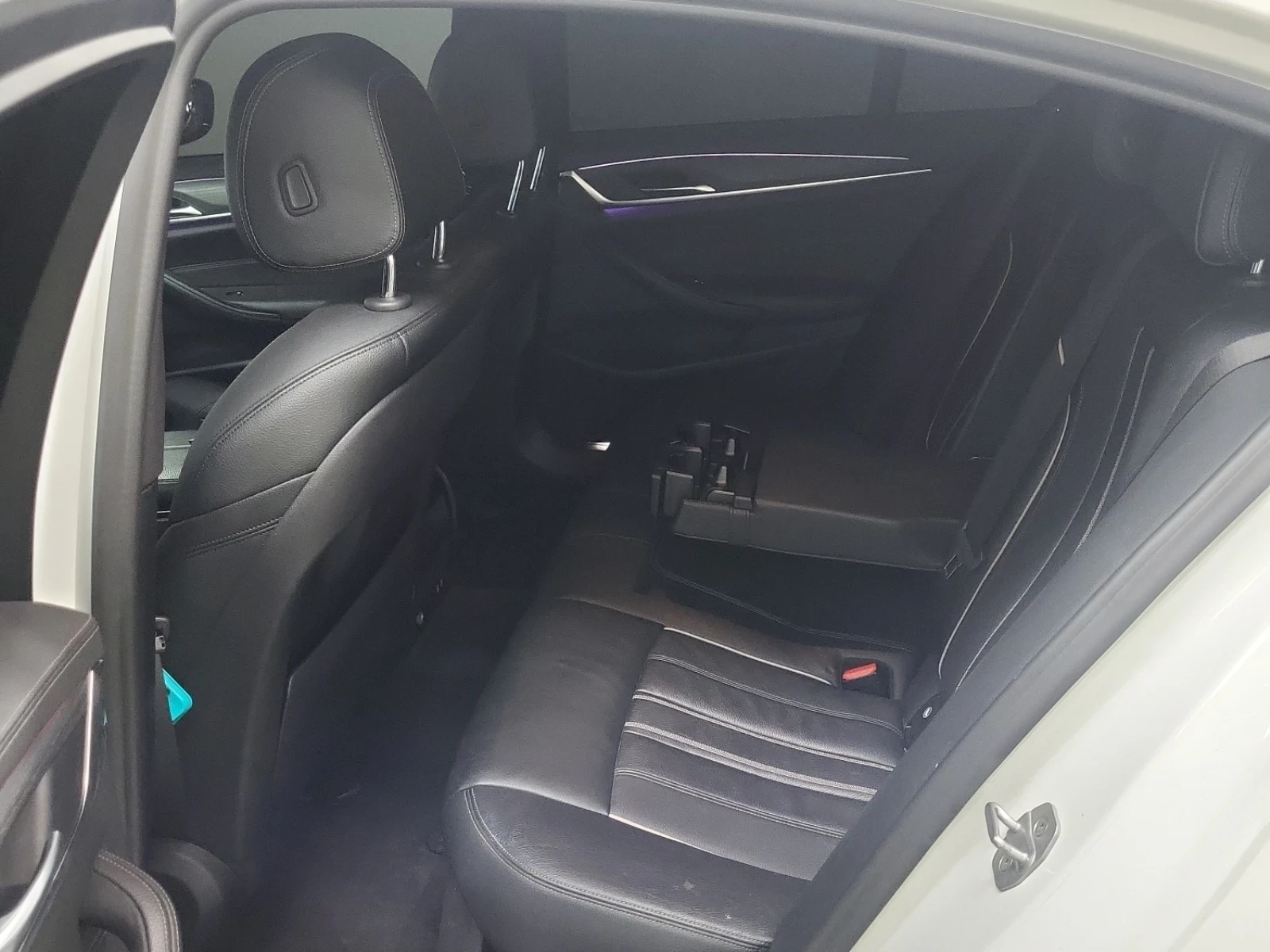 BMW 530 XDRIVE* ПОДГРЕВ* ПАМЕТ* ШИБИДАХ* CARFAX, снимка 13 - Автомобили и джипове - 55086780
