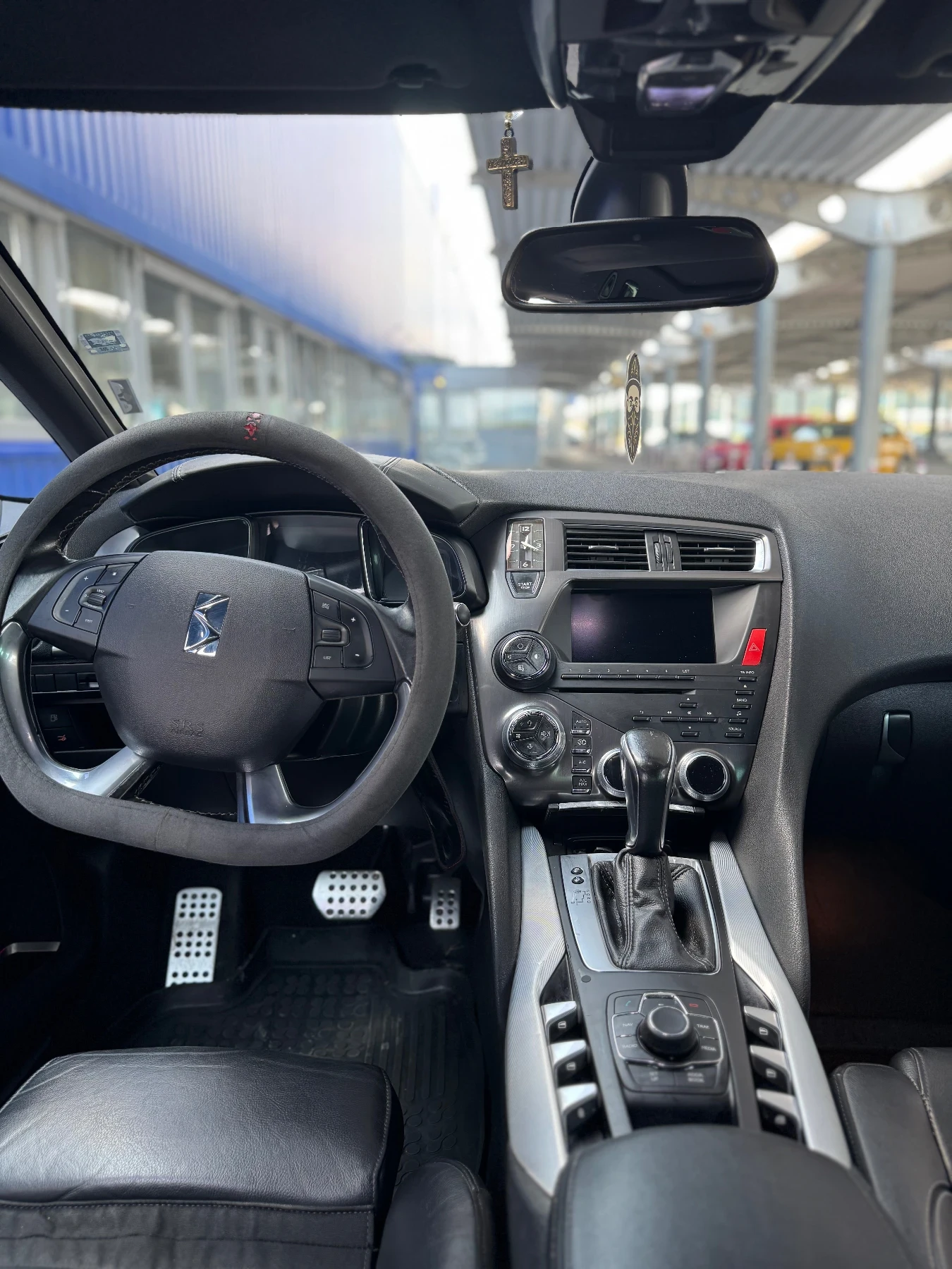Citroen DS5, снимка 9 - Автомобили и джипове - 55354510