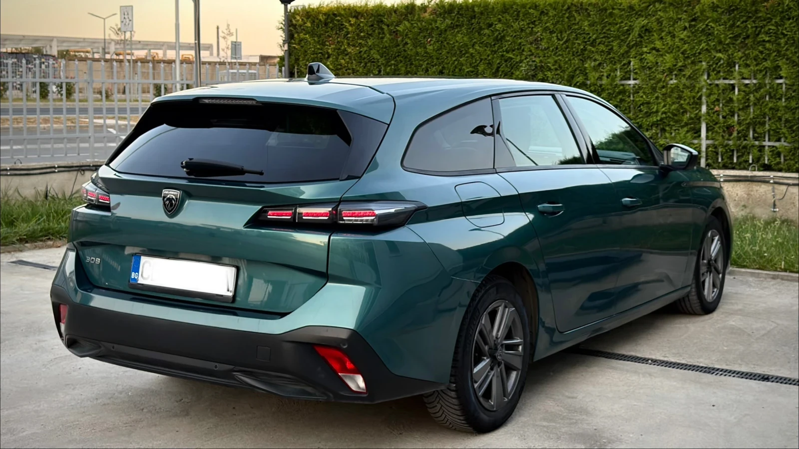 Peugeot 308  1.5 BlueHDi* Carplay* Lane Assist* ����.�������*  | Mobile.bg � ����������� 5