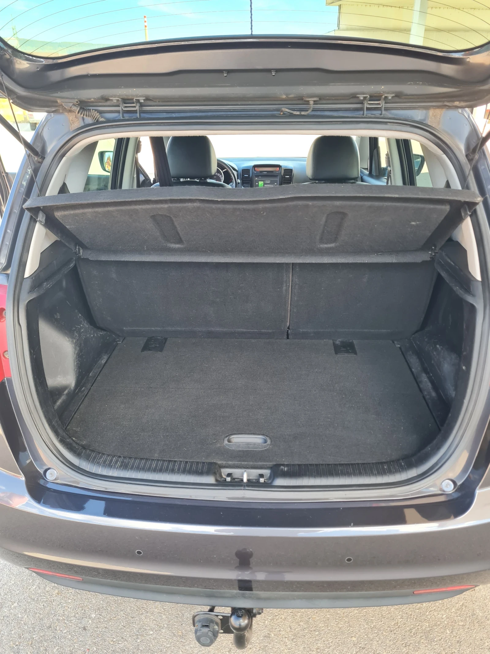 Kia Venga 1.4куб.90к.с. 2015г. Фейстлифт , снимка 9 - Автомобили и джипове - 56187212