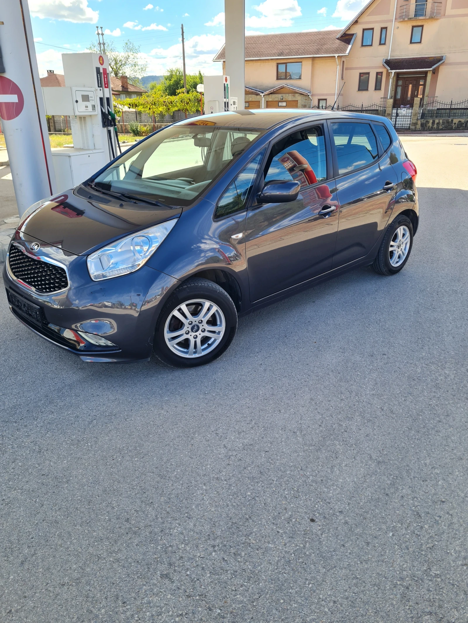 Kia Venga 1.4куб.90к.с. 2015г. Фейстлифт , снимка 5 - Автомобили и джипове - 56187212