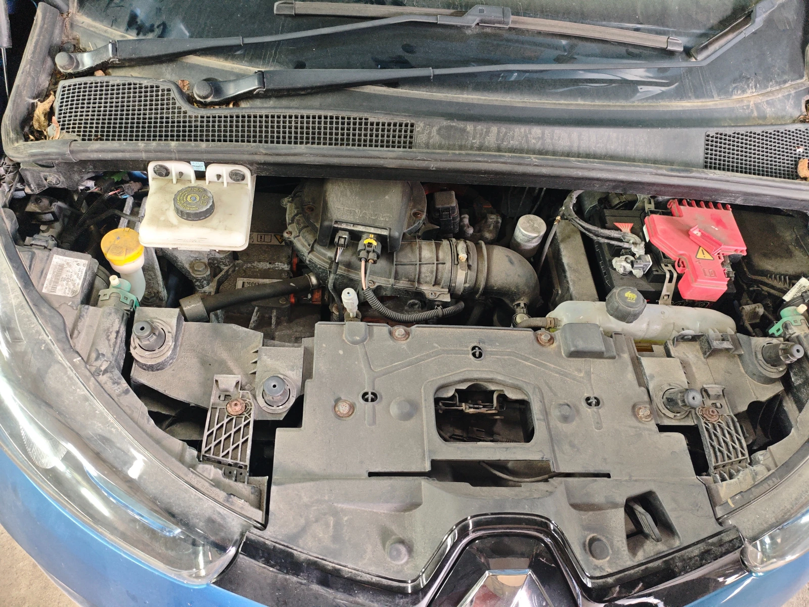 Renault Zoe, снимка 11 - Автомобили и джипове - 56412910