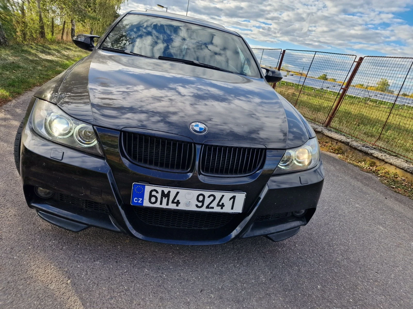BMW 330 M-Packet, снимка 2 - Автомобили и джипове - 56545712