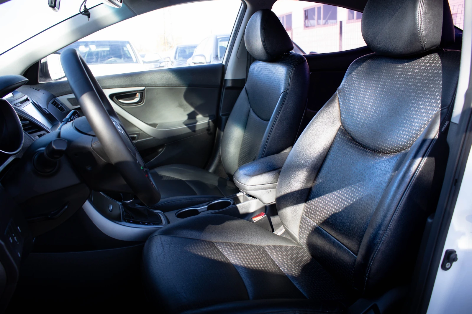 Hyundai Elantra 1.6GDI-140hp-108, 018KM! | Mobile.bg � ����������� 9