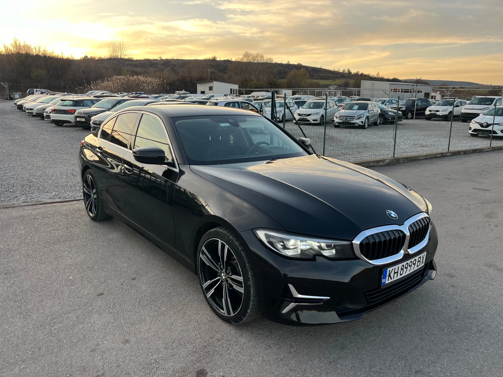 BMW 318 2.0 DIGITALLY , снимка 2 - Автомобили и джипове - 56630122