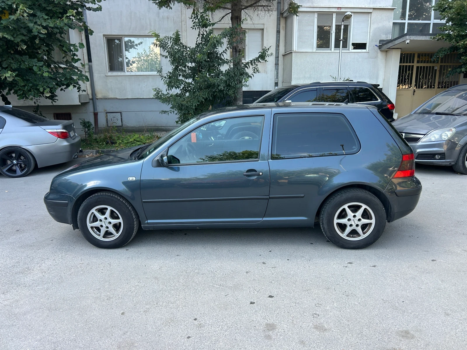 VW Golf, снимка 8 - Автомобили и джипове - 56649443