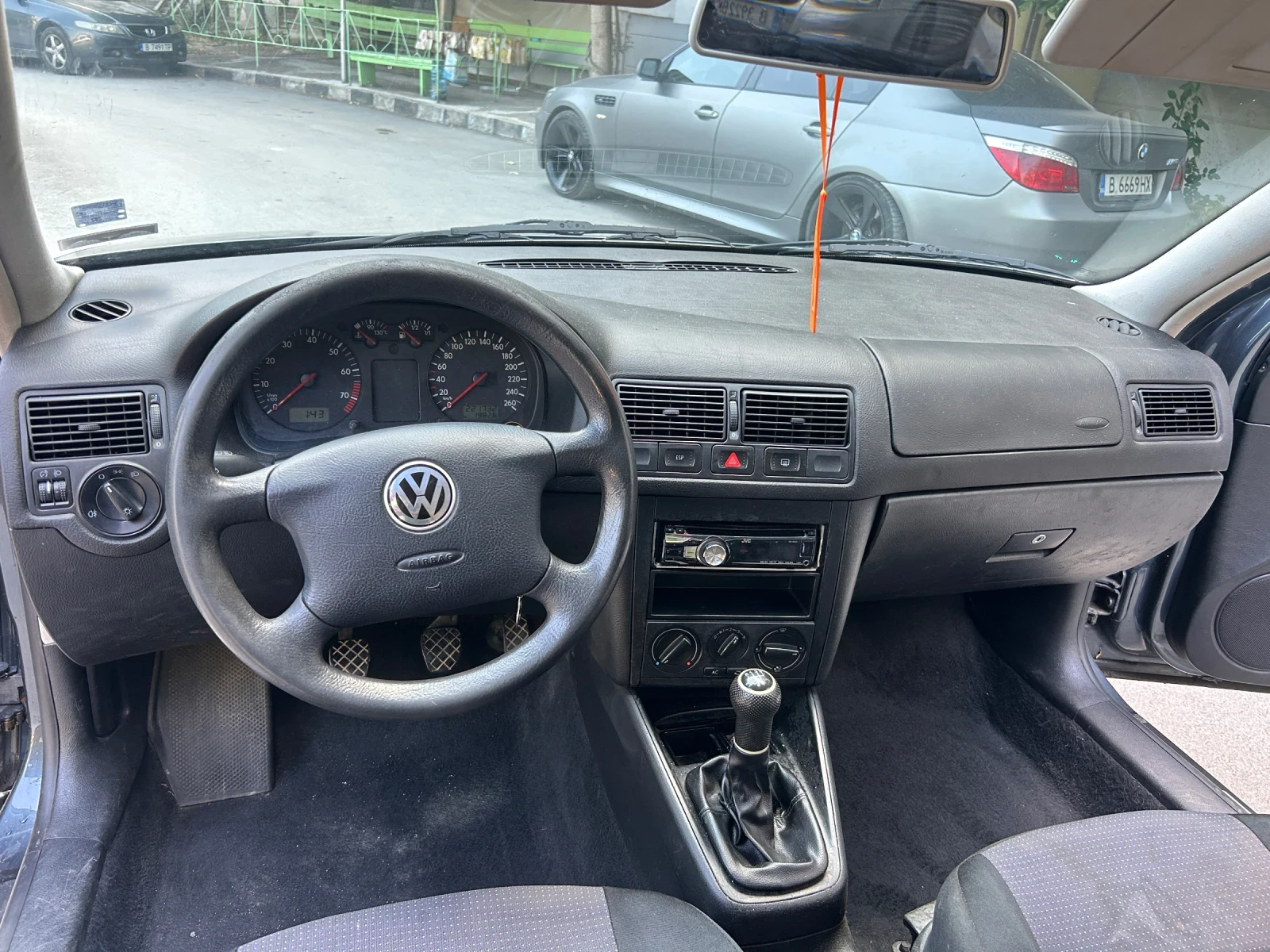 VW Golf, снимка 2 - Автомобили и джипове - 56649443