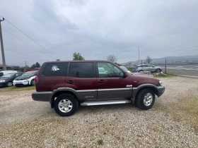 Nissan Terrano 3.0TDI 4x4 7местен Климатик, снимка 4