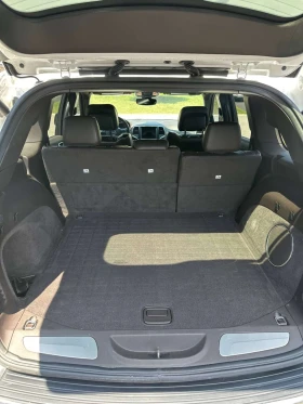 Jeep Grand cherokee * Overland * АВТОКРЕДИТ БЕЗ ПЪРВОНАЧАЛНА ВНОСКА* , снимка 13