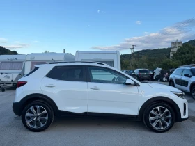 Kia Stonic 1.0 T-GDI MHEV 150 050km/КАТО НОВА/CARPLAY/Камера, снимка 2