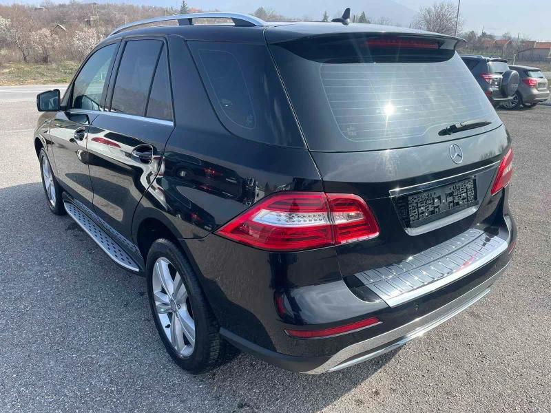 Mercedes-Benz ML 350 3.0* 258к.с.* КАТО НОВ* , снимка 5 - Автомобили и джипове - 47534387