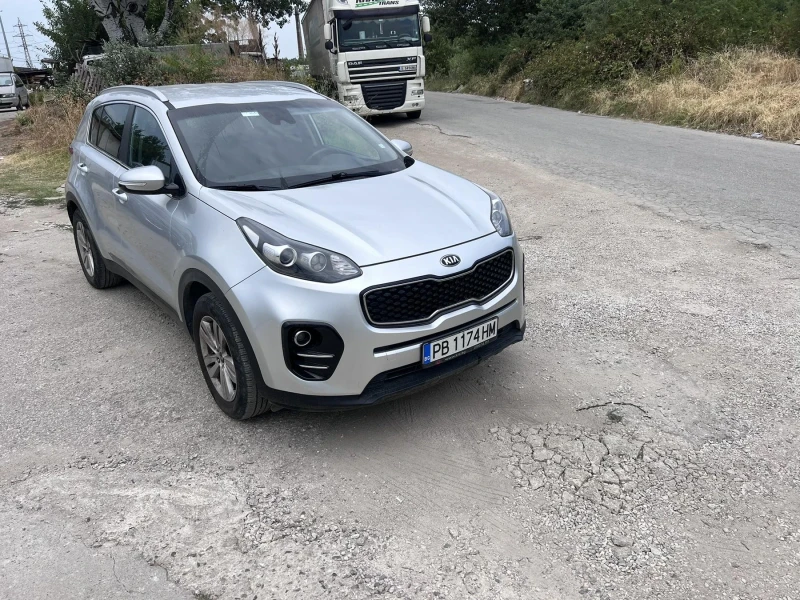 Kia Sportage, снимка 4 - Автомобили и джипове - 47302085