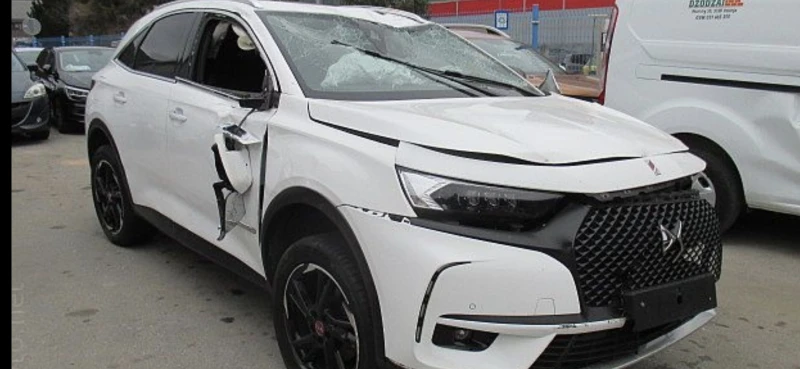 DS DS 7 Crossback 2.0HDI PERFORMANCE, снимка 2 - Автомобили и джипове - 47352096