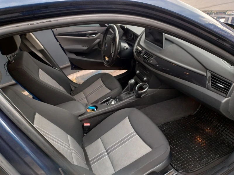 BMW X1, снимка 8 - Автомобили и джипове - 51389060