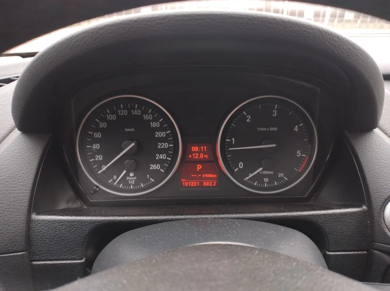 BMW X1, снимка 6 - Автомобили и джипове - 51389060