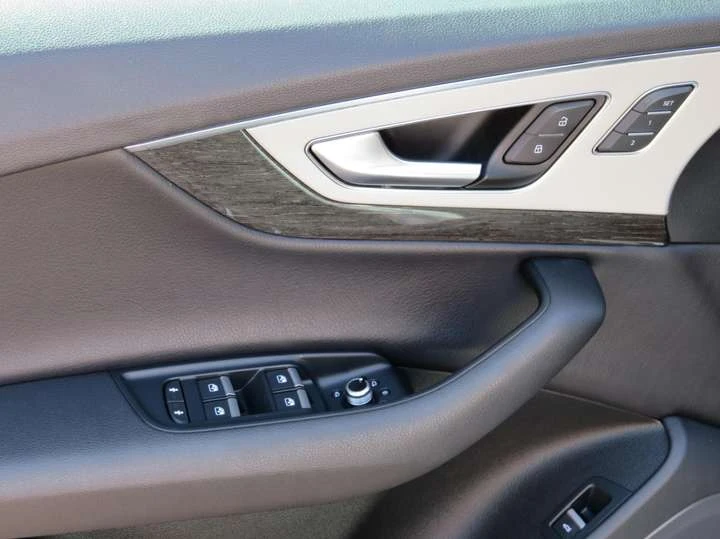 Audi Q7 3.0 S-Line TFSI Progressiv w/360* Cam Panoroof Car, снимка 12 - Автомобили и джипове - 53596130