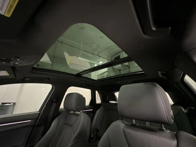 Audi Q3 quattro Progressiv 45 TFSI АвтоКредит (ЦЕНА ДО БГ), снимка 6 - Автомобили и джипове - 54102617