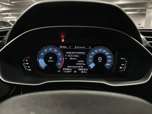 Audi Q3 quattro Progressiv 45 TFSI АвтоКредит (ЦЕНА ДО БГ), снимка 4 - Автомобили и джипове - 54102617