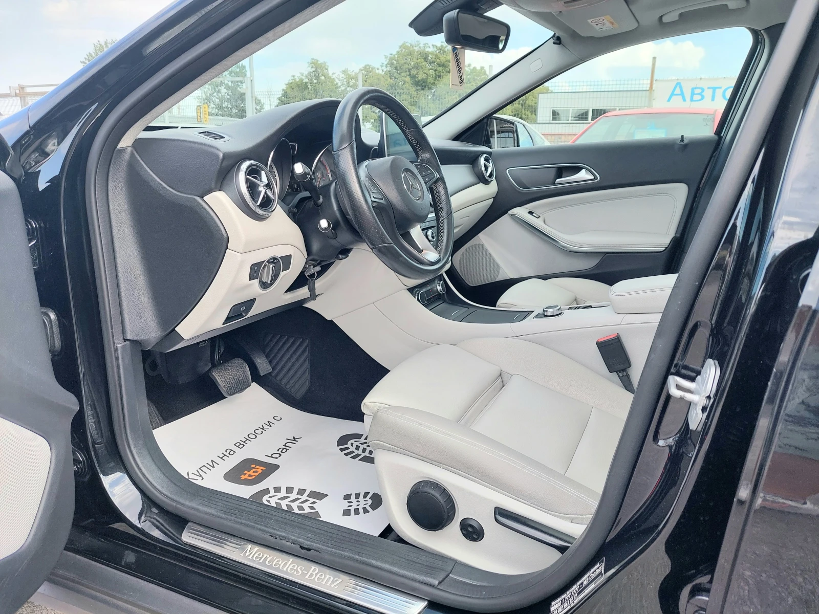 Mercedes-Benz GLA 220 CDI 4MATIK  КОЖА ПАНОРАМА - изображение 8