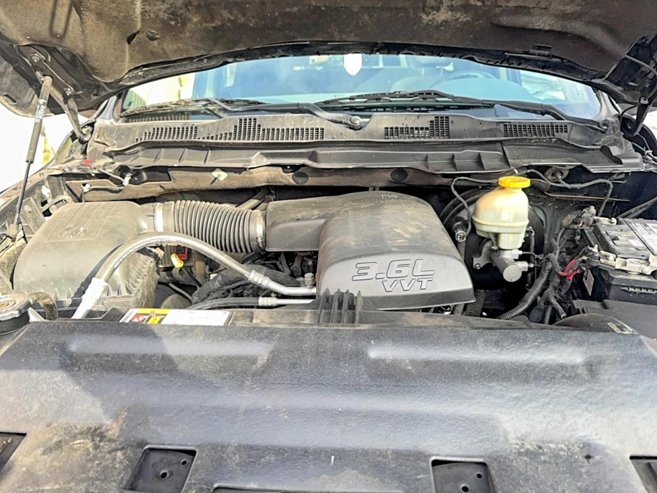 Dodge RAM 1500 4WD Crew Cab ST * Kрайна цена до БГ* , снимка 7 - Автомобили и джипове - 53790453