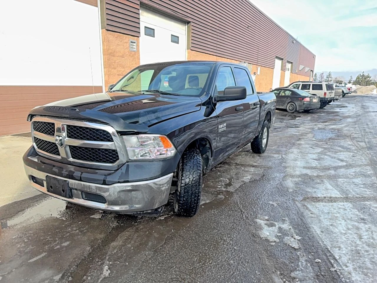 Dodge RAM 1500 4WD Crew Cab ST * Kрайна цена до БГ* , снимка 2 - Автомобили и джипове - 53790453