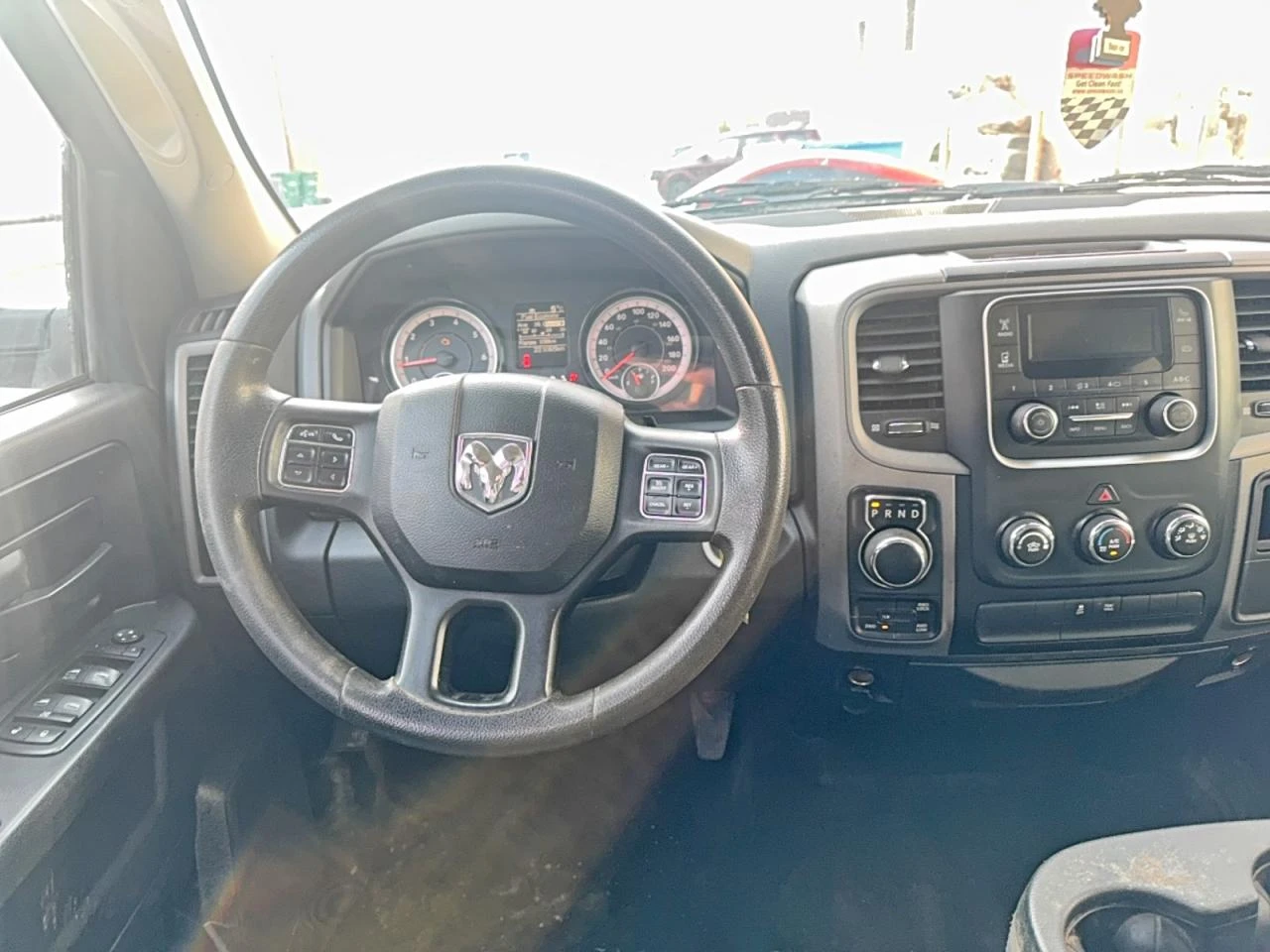 Dodge RAM 1500 4WD Crew Cab ST * Kрайна цена до БГ* , снимка 9 - Автомобили и джипове - 53790453