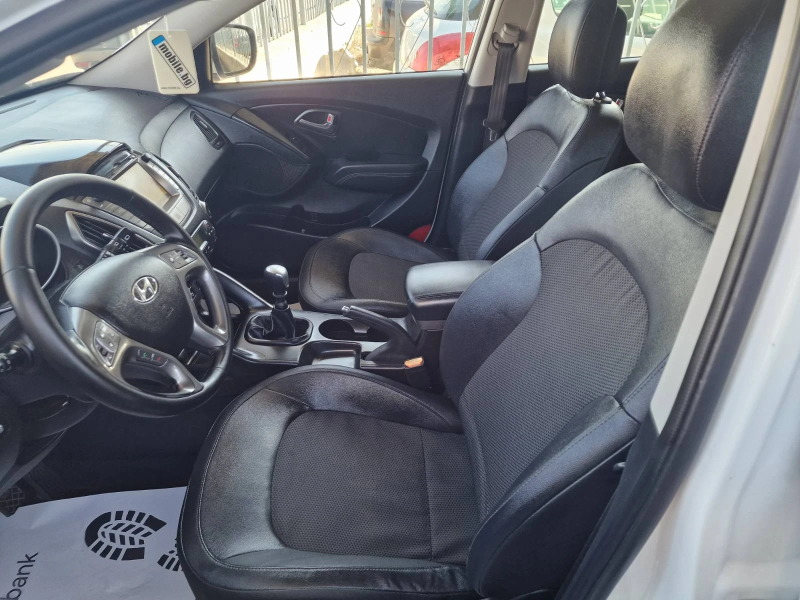 Hyundai IX35 1.7CRDI-NAVI-CAMERA-2015г.-FULL LED, снимка 10 - Автомобили и джипове - 53848365