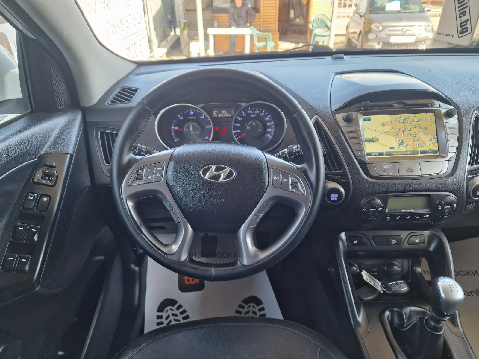 Hyundai IX35 1.7CRDI-NAVI-CAMERA-2015г.-FULL LED, снимка 6 - Автомобили и джипове - 53848365