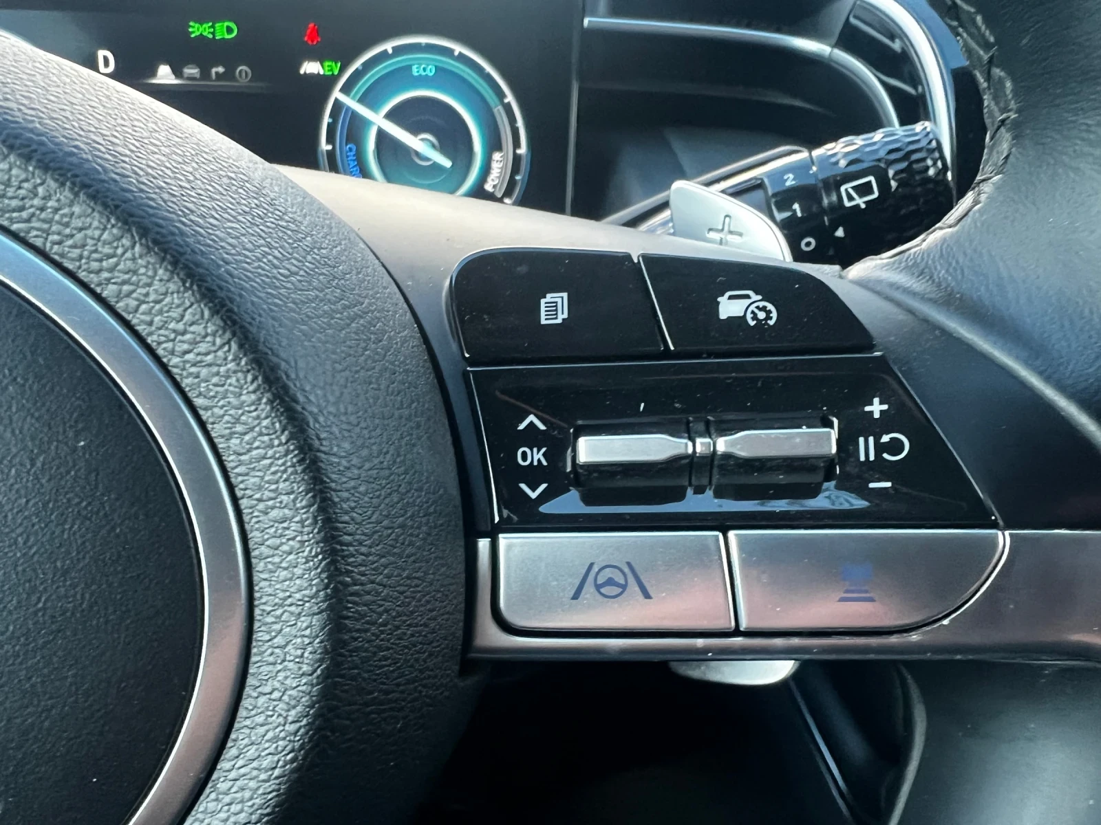 Hyundai Tucson Keyless, AWD, Distronic, Camera, снимка 17 - Автомобили и джипове - 54046489