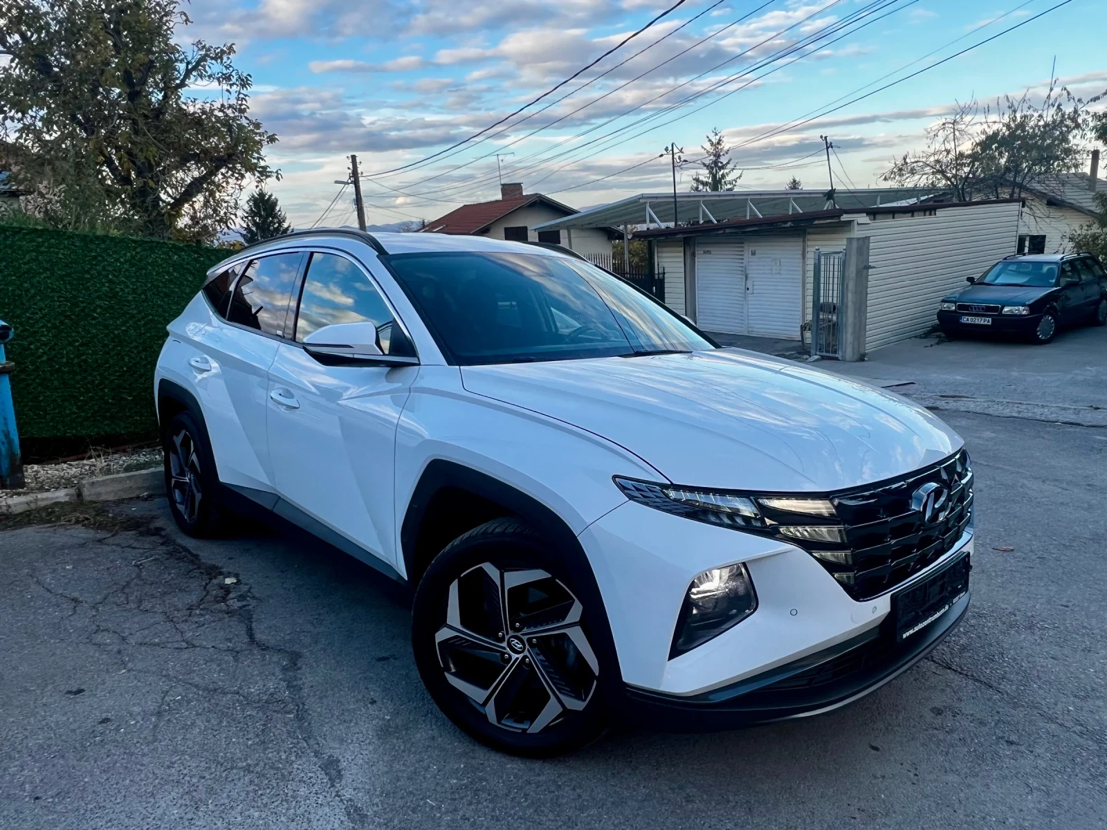 Hyundai Tucson Keyless, AWD, Distronic, Camera, снимка 4 - Автомобили и джипове - 54046489