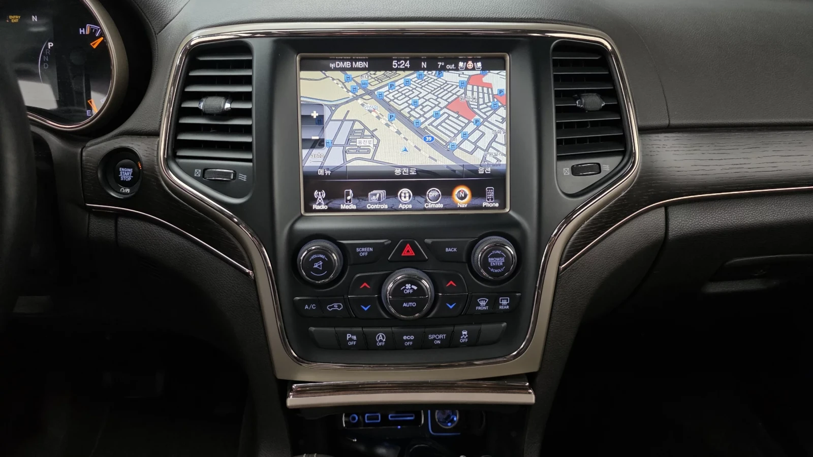 Jeep Grand cherokee SUMMIT / DISTRONIC / ОБДУХВАНЕ / ПАНОРАМА      , снимка 11 - Автомобили и джипове - 54060498