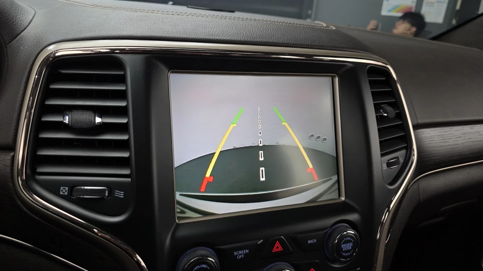 Jeep Grand cherokee SUMMIT / DISTRONIC / ОБДУХВАНЕ / ПАНОРАМА      , снимка 12 - Автомобили и джипове - 54060498