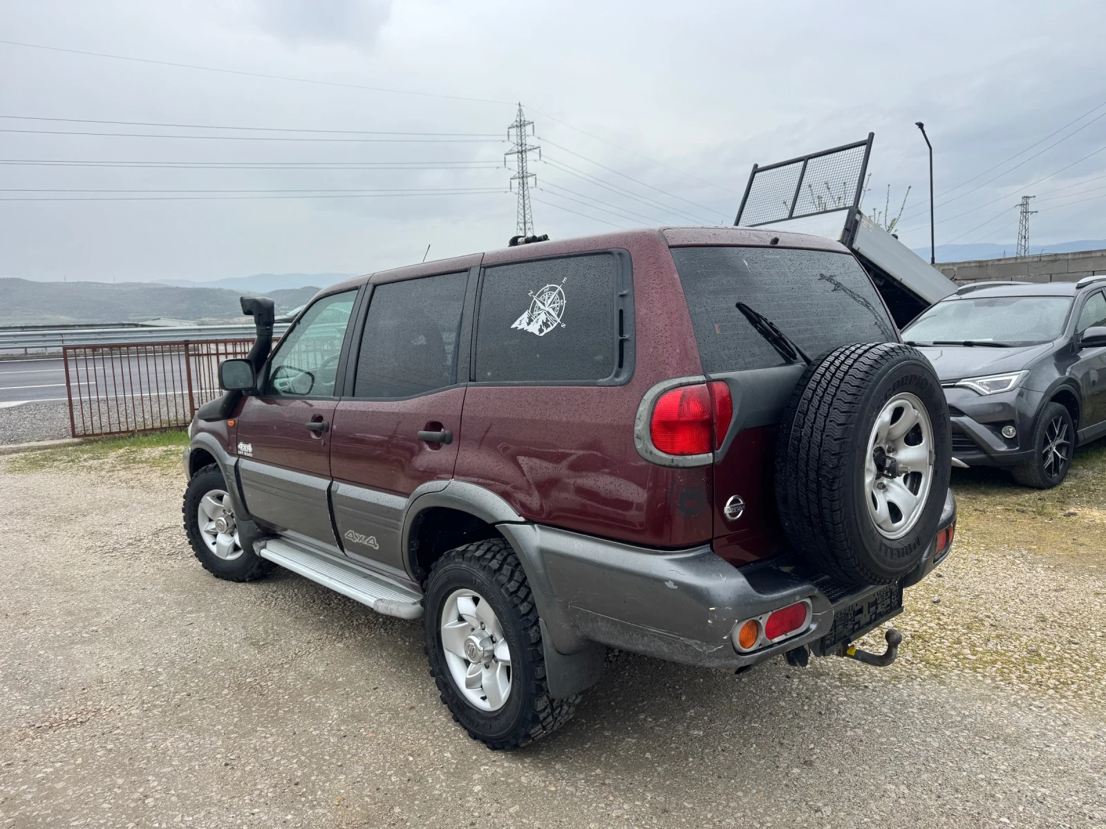 Nissan Terrano 3.0TDI 4x4 7местен Климатик, снимка 8 - Автомобили и джипове - 54205584