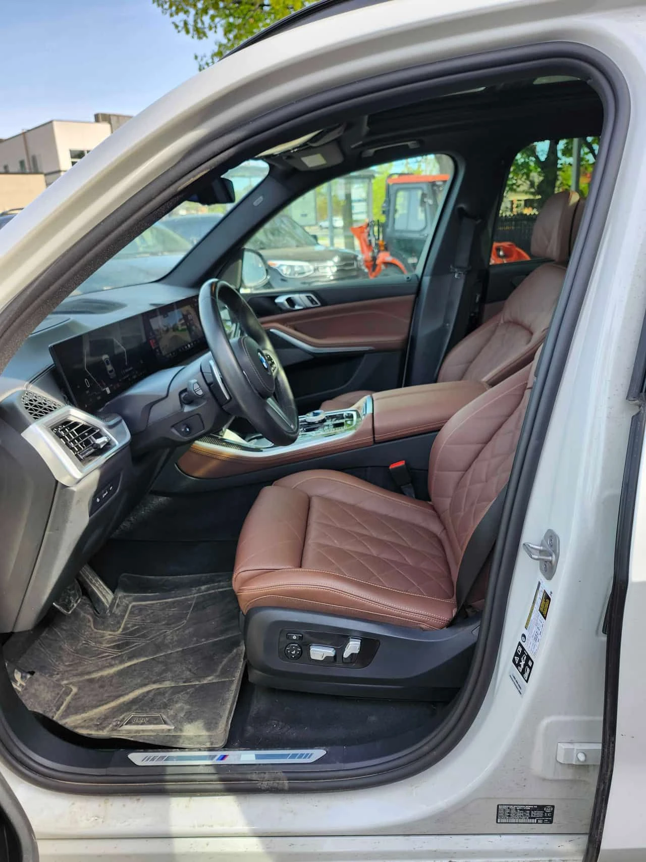 BMW X5 * xDrive40i * DISTRONIC* HARMAN/KARDON* 360КАМЕРИ*, снимка 11 - Автомобили и джипове - 54678969