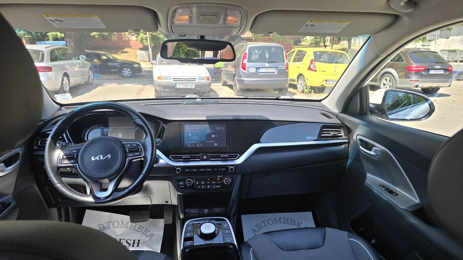 Kia Niro  E-Niro 64Kw Термопомпа 100% SOH, снимка 8 - Автомобили и джипове - 55122517