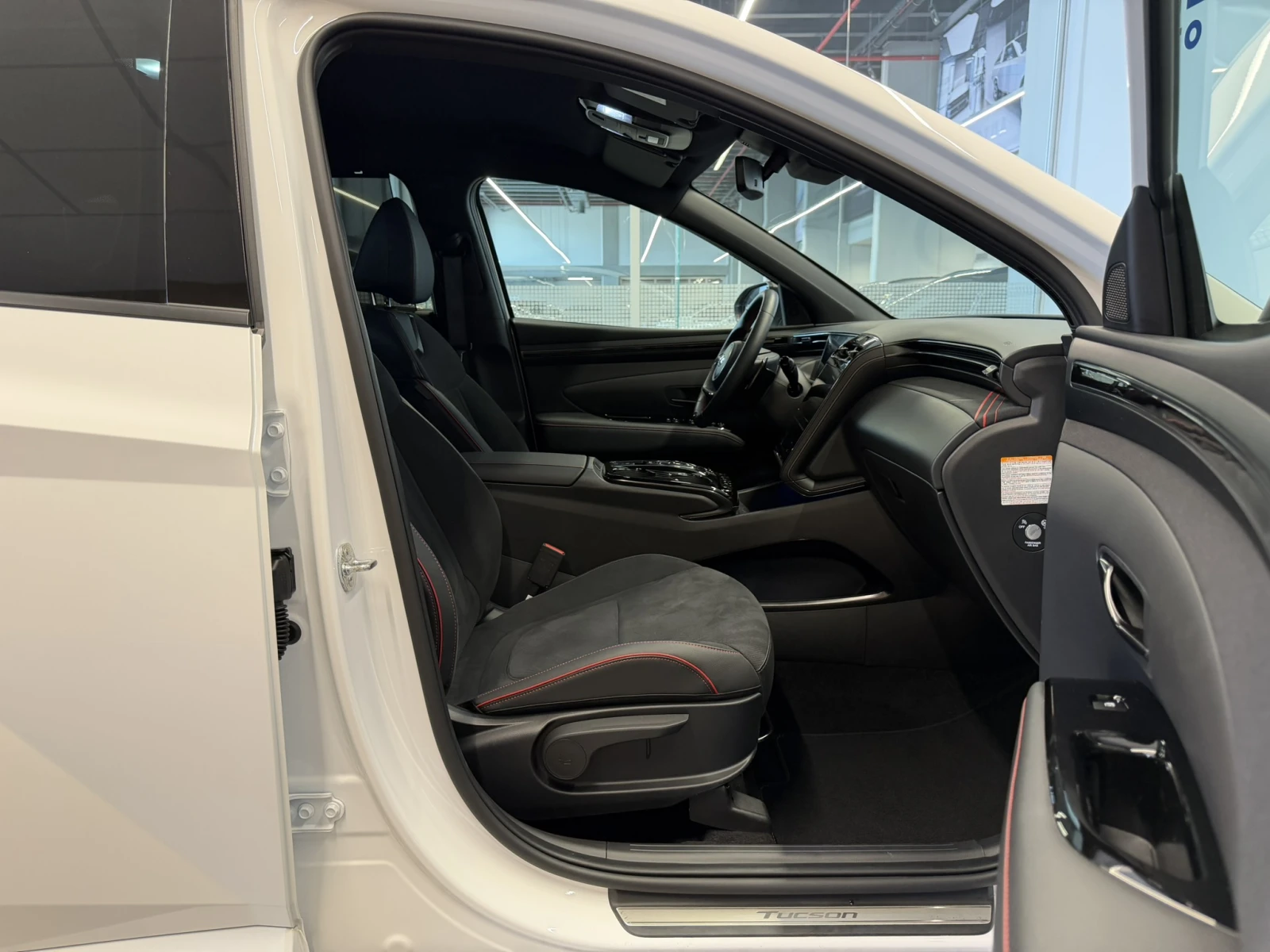 Hyundai Tucson EXCLUSIVE N LINE HYBRID, снимка 16 - Автомобили и джипове - 55217277